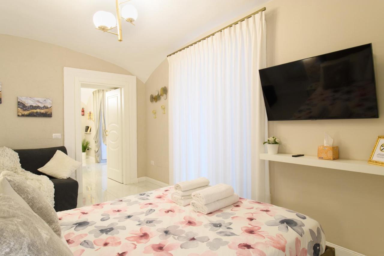 Grandapartments Via Toledo Napoli מראה חיצוני תמונה