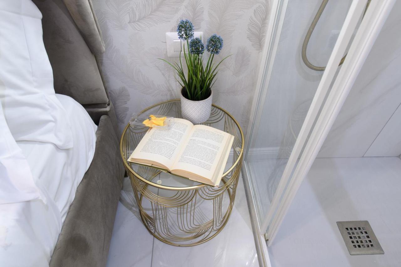 Grandapartments Via Toledo Napoli מראה חיצוני תמונה